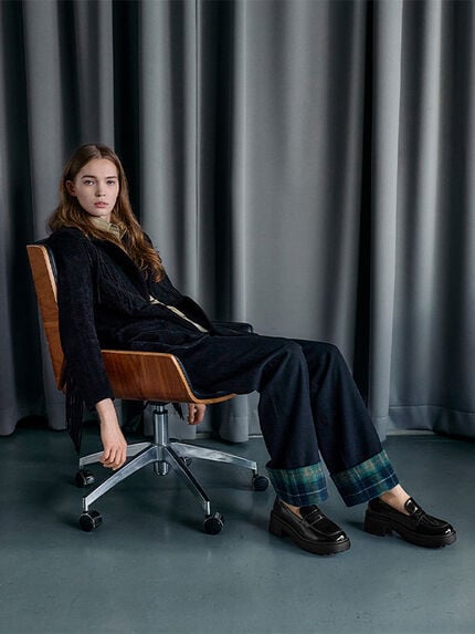 Black Box Evan Platform Loafers - CHARLES & KEITH