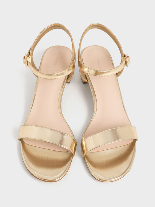 Sandalias metalizadas con tira al tobillo y tacón en bloque, Dorado claro, hi-res