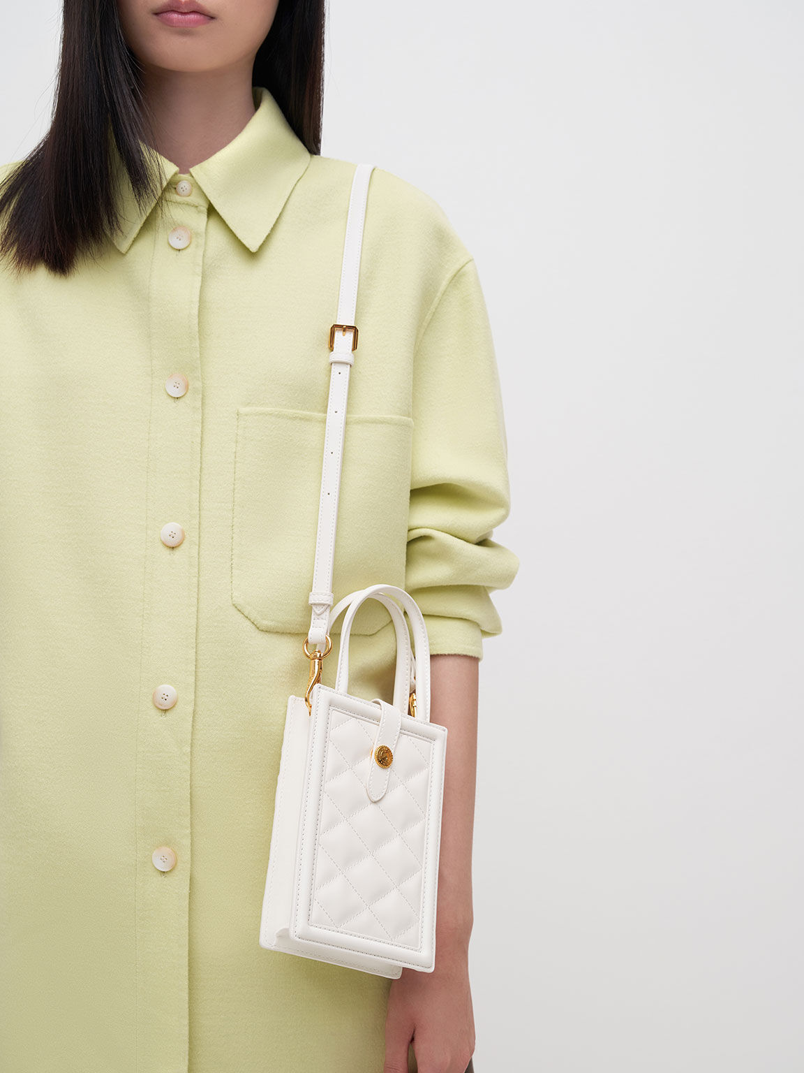 Este Belted Phone Pouch - White