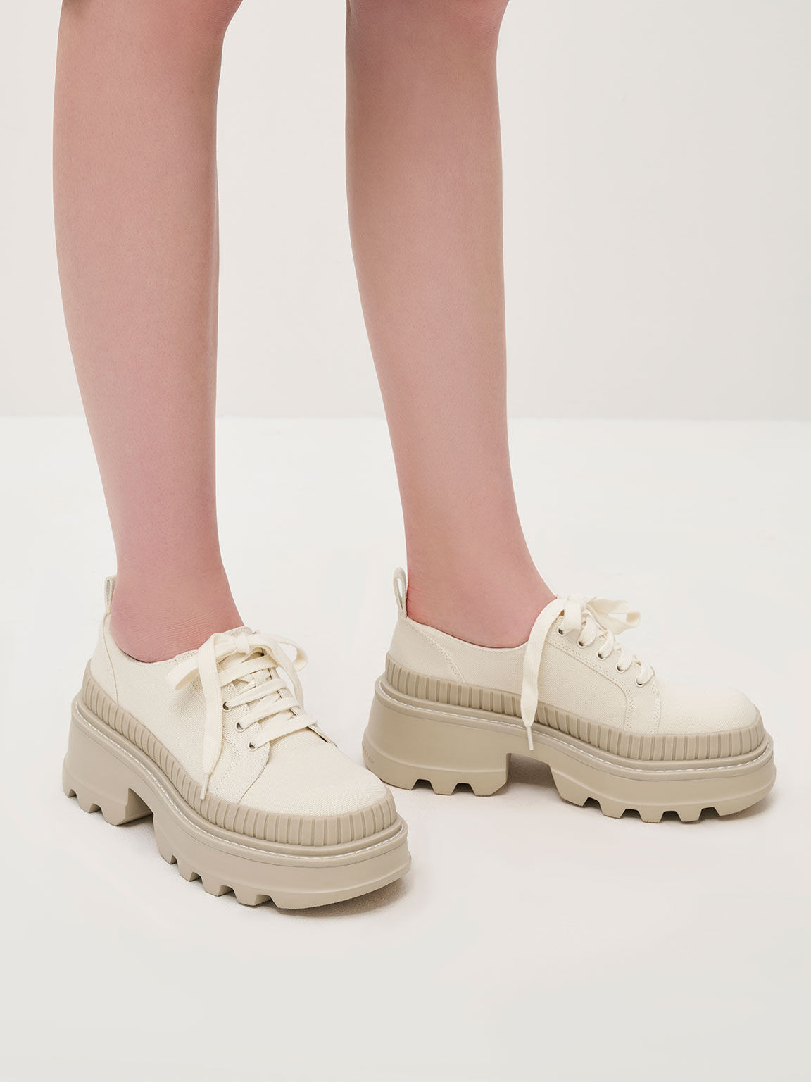 Chalk Canvas Low-Top Chunky Sneakers - CHARLES & KEITH KW