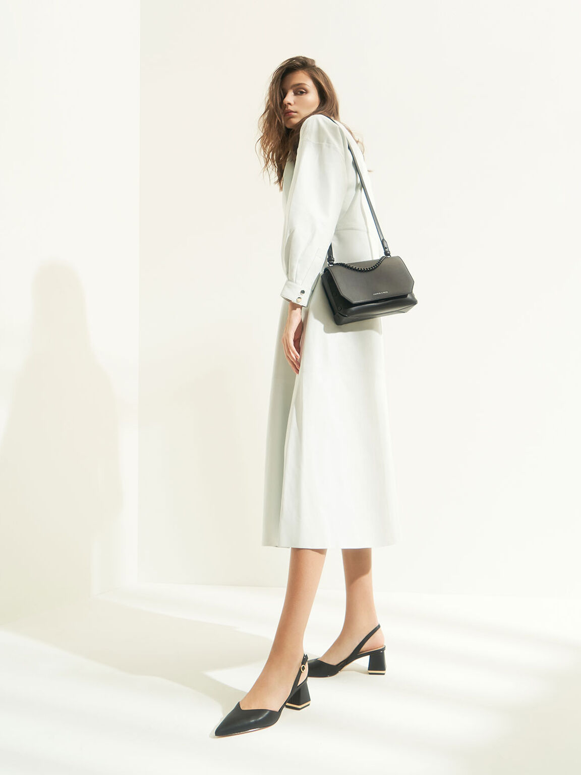 Chain Handle Shoulder Bag, Ultra-Matte Black, hi-res