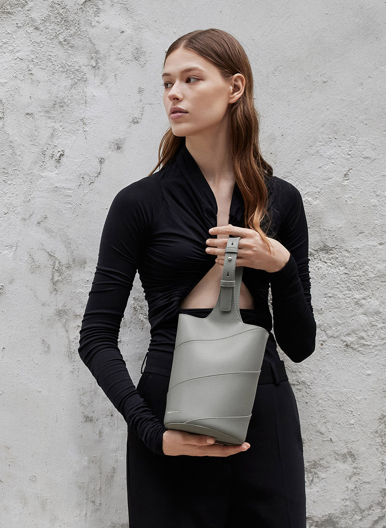 Bolso bombonera Trin cilíndrico, Gris, hi-res