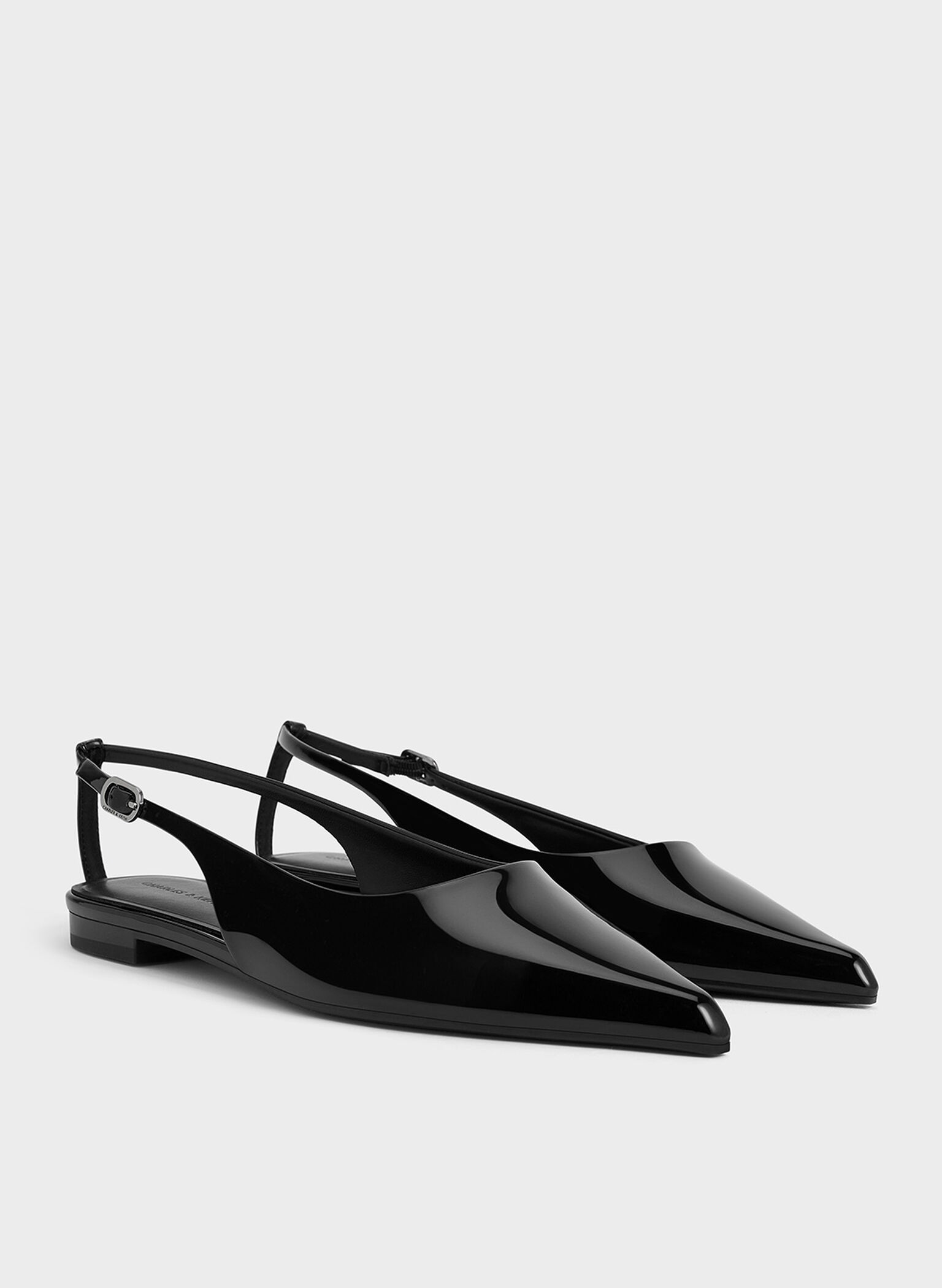 Sapatilhas com bico fino e recorte patenteado, Black Patent, hi-res