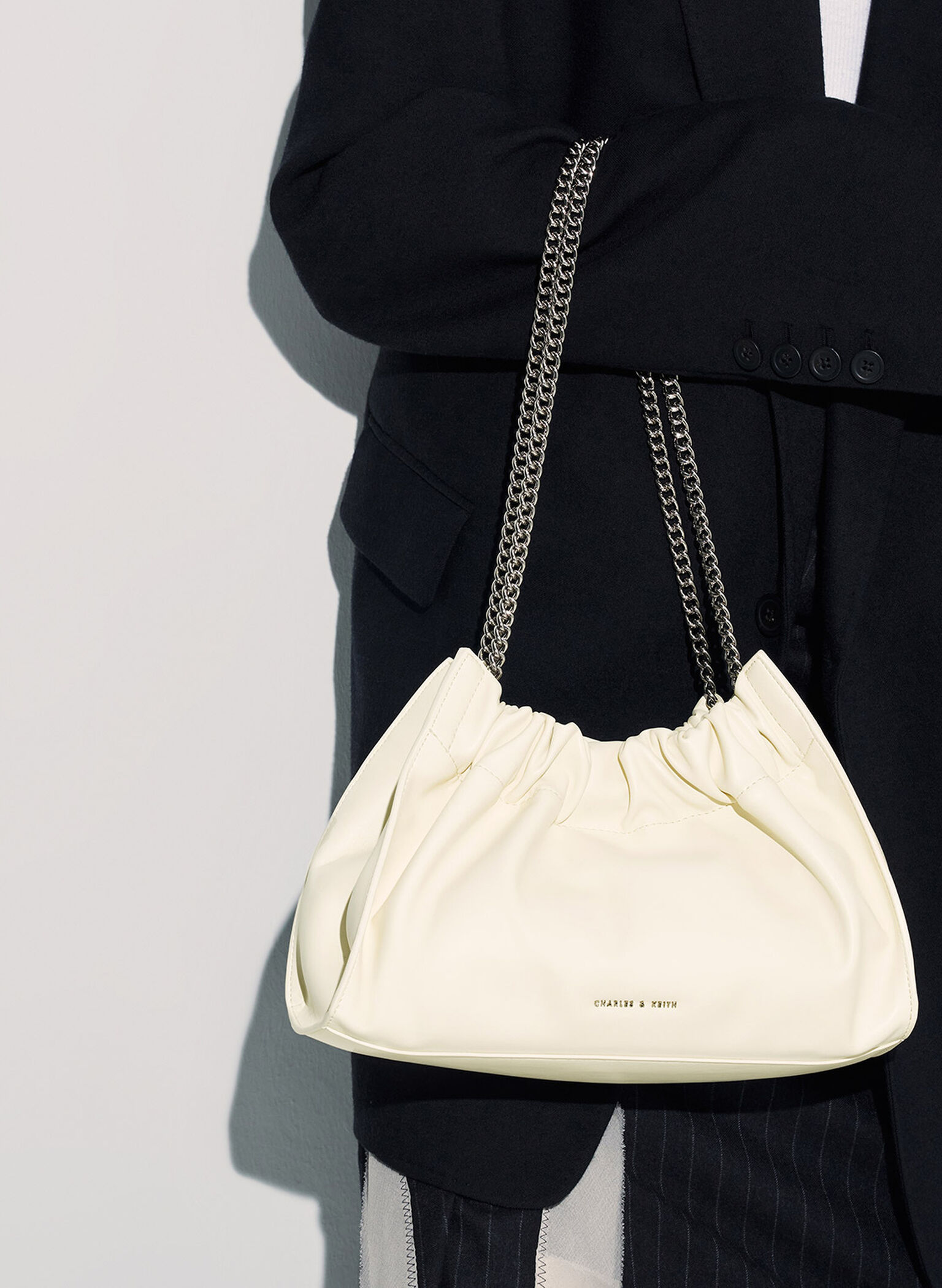 Cream Cyrus Slouchy Chain-Handle Bag - CHARLES & KEITH BR