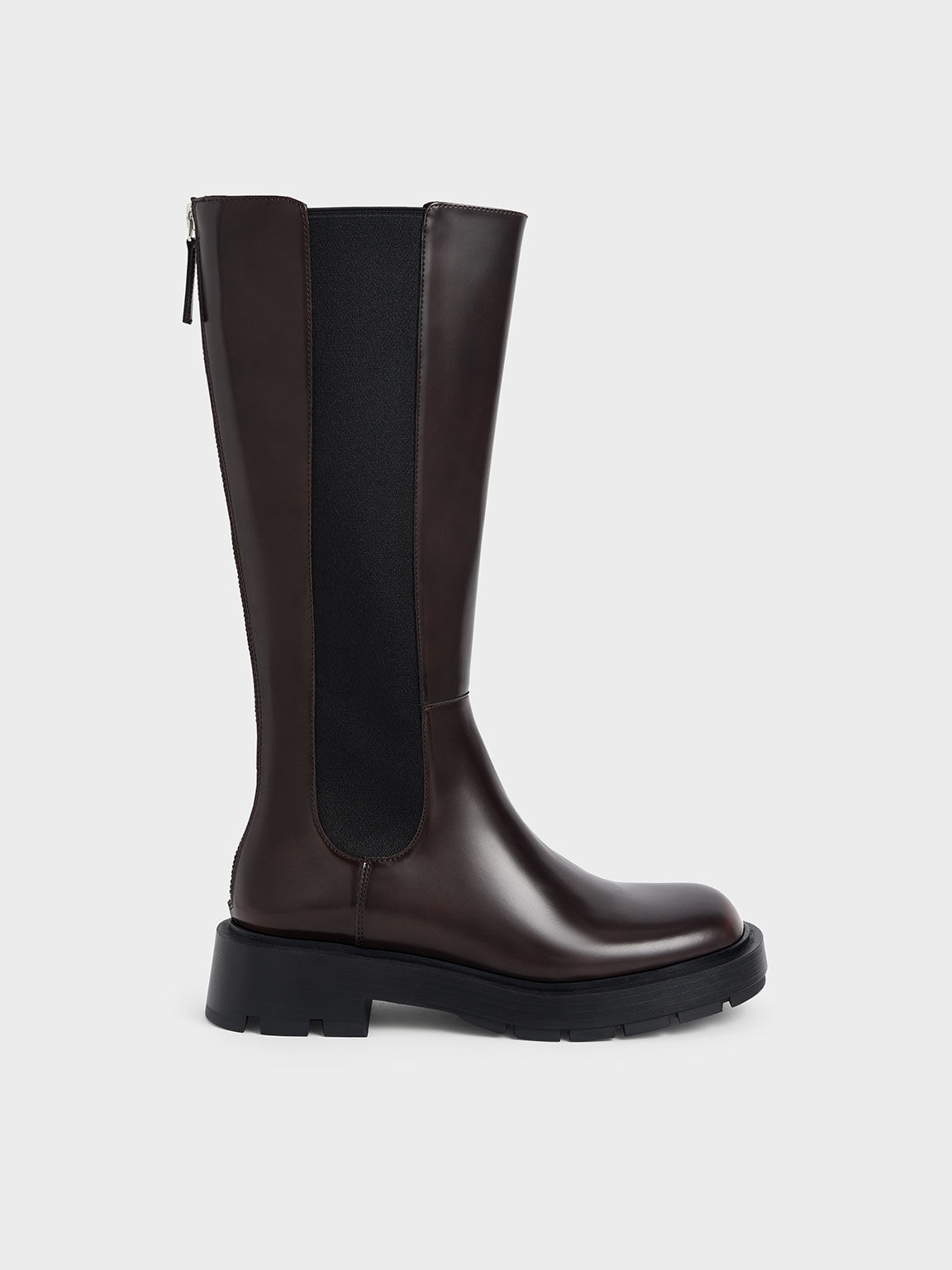 Boots that zip outlet up the back