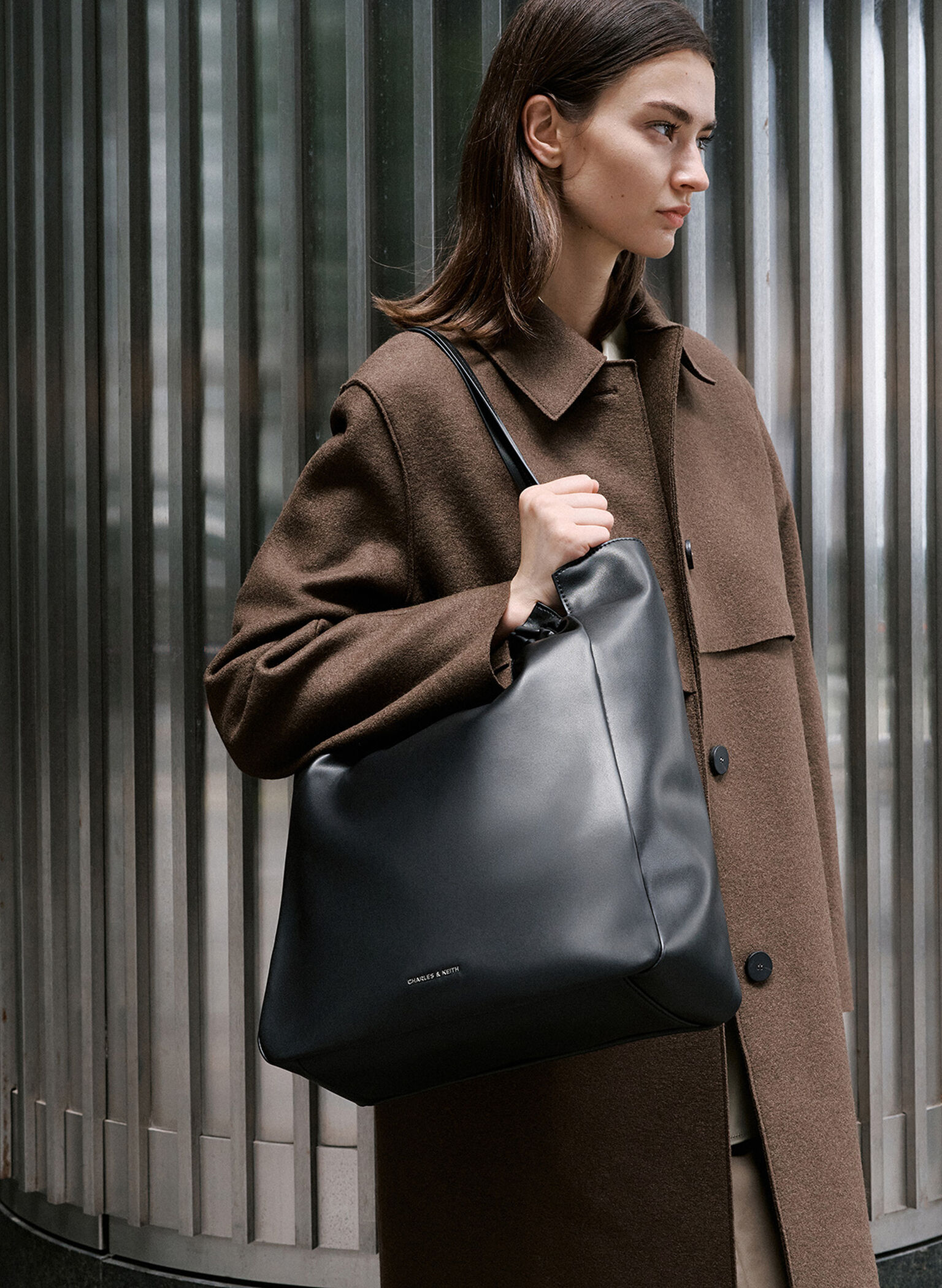 Brigette Ruched Tote Bag, Noir, hi-res