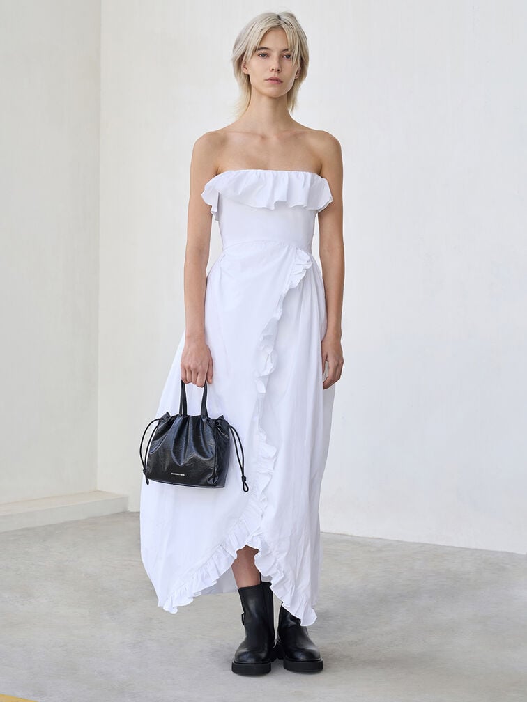 Minibolso tote Bethel acabado arrugado con cierre de cordón, Negro, hi-res