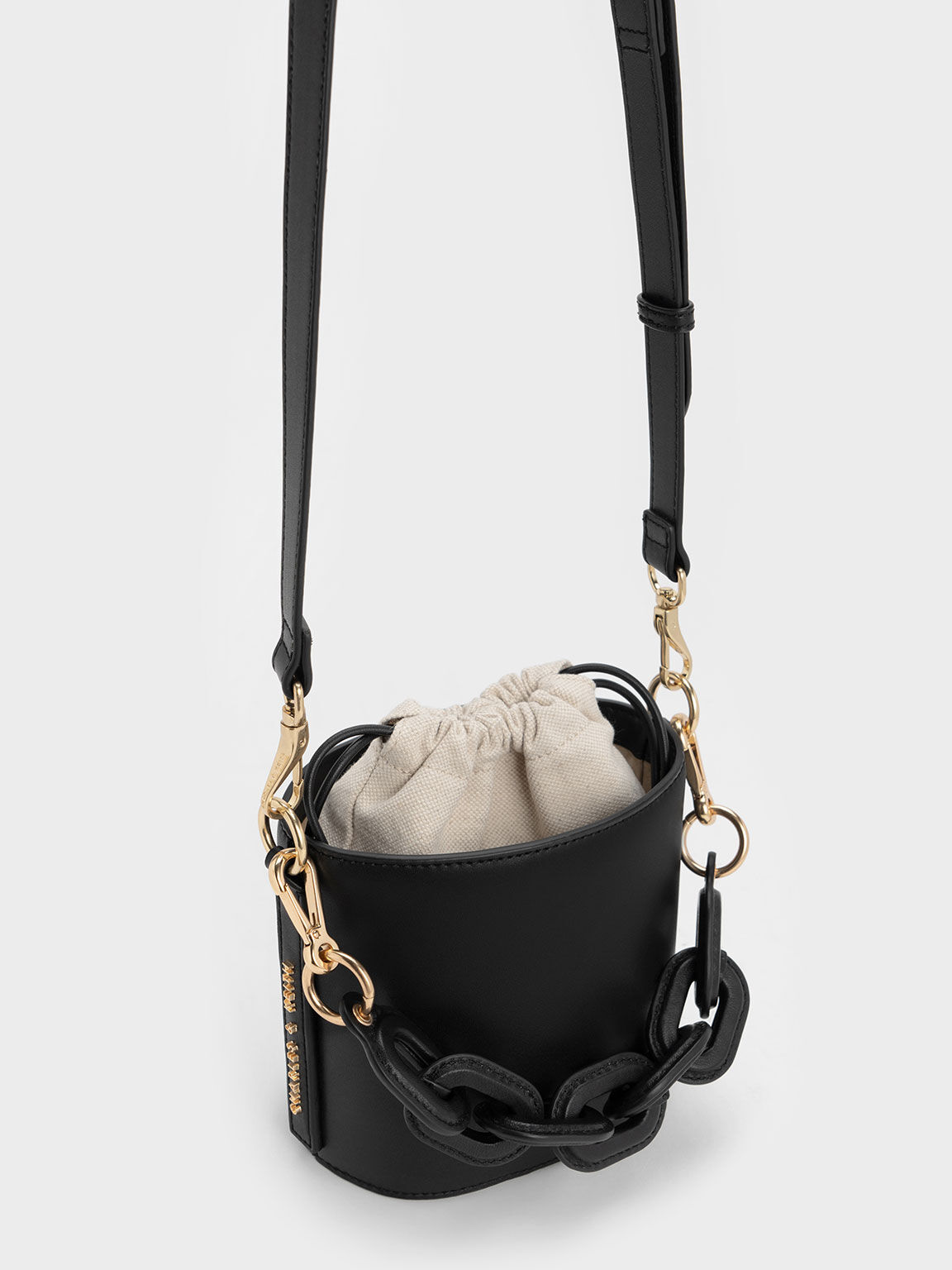 Catena Bucket Bag, Black, hi-res