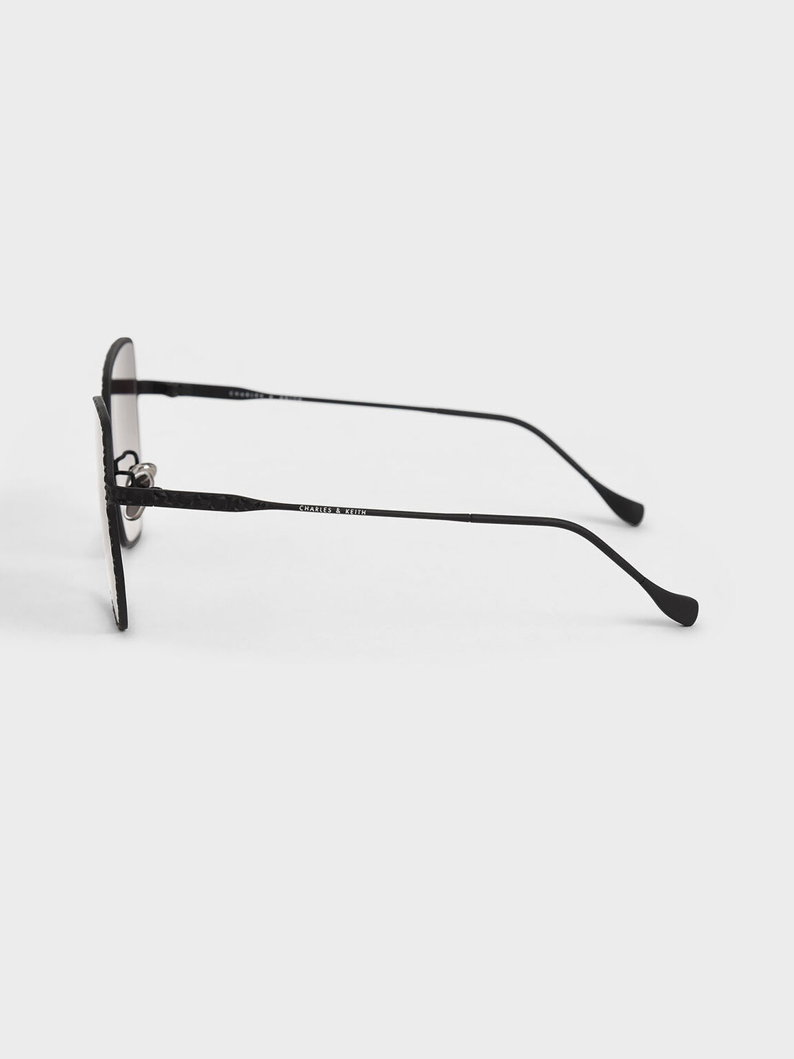 Metal Frame Butterfly Sunglasses, Black, hi-res