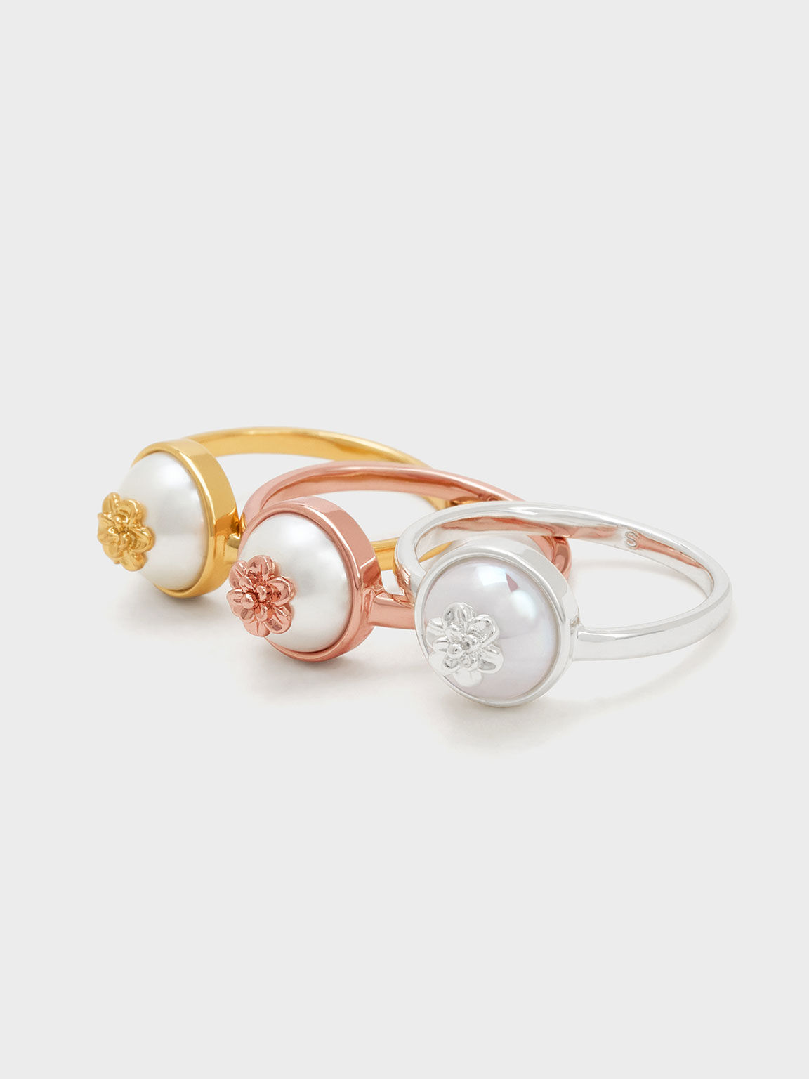 Pearl store cuff ring