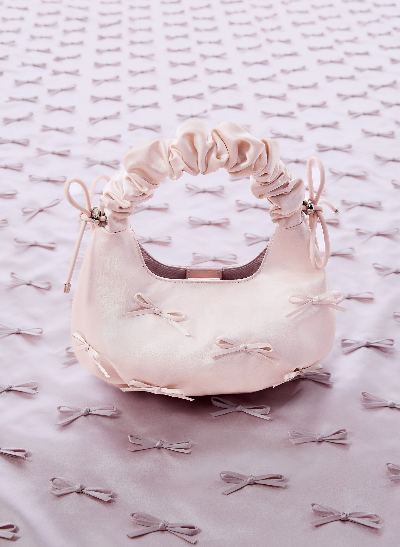 Bolso de satén con lazo y asa fruncida, Rosa pálido, hi-res