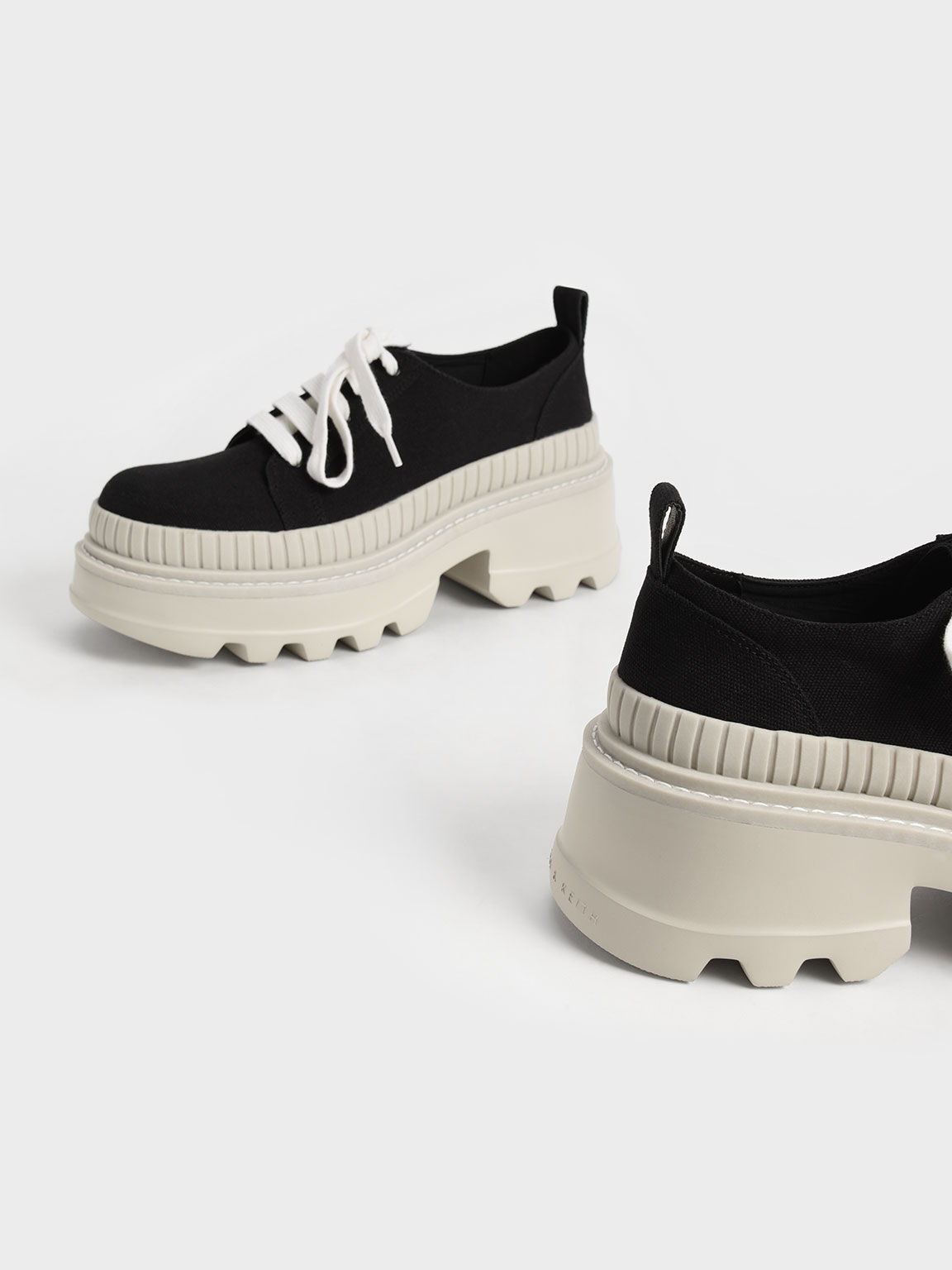 Canvas Low-Top Chunky Sneakers, Black, hi-res