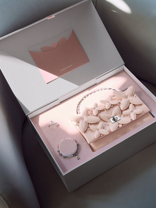 Gift Set: Flower Chain Shoulder Bag With Jewellery Set, Soft Pink, hi-res