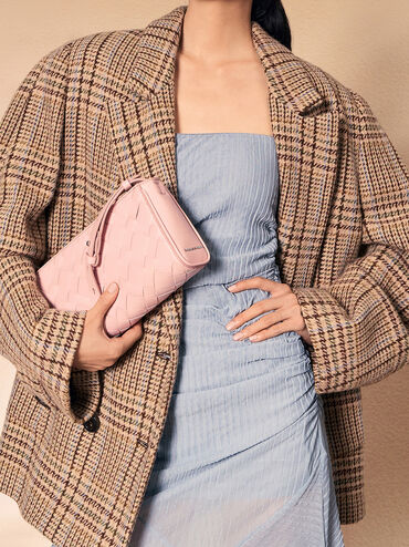 Bolso de hombro entrelazado alargado Ivette, Rosa pálido, hi-res
