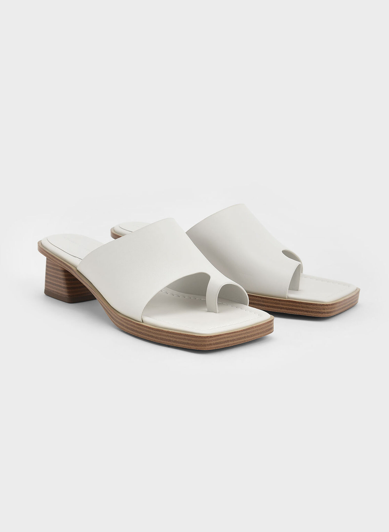 Chalk Toe Ring Stacked Heel Sandals - CHARLES & KEITH US