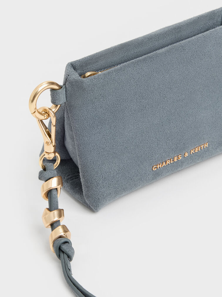 Pochette poignet Zephyr avec d&eacute;tails m&eacute;talliques, Smoky Blue, hi-res