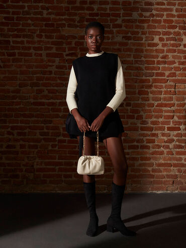 Bolso holgado Ally con acabado arrugado, Beige, hi-res