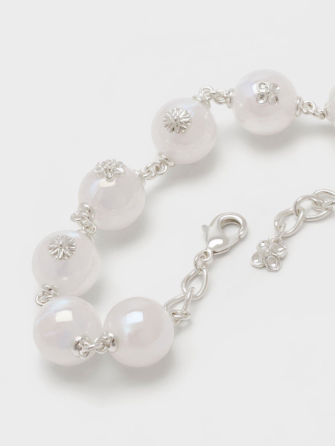 Flower-Embellished Pearl Bracelet, Silver, hi-res