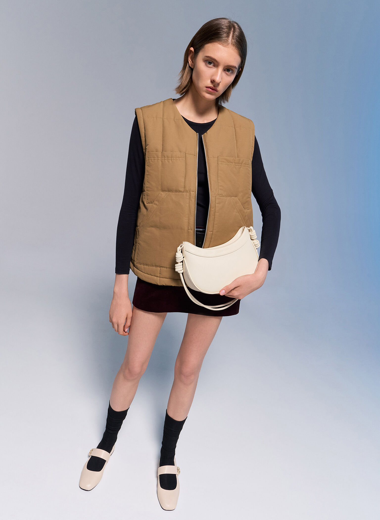 Bolso curvo Sabine con correa anudada, Crema, hi-res