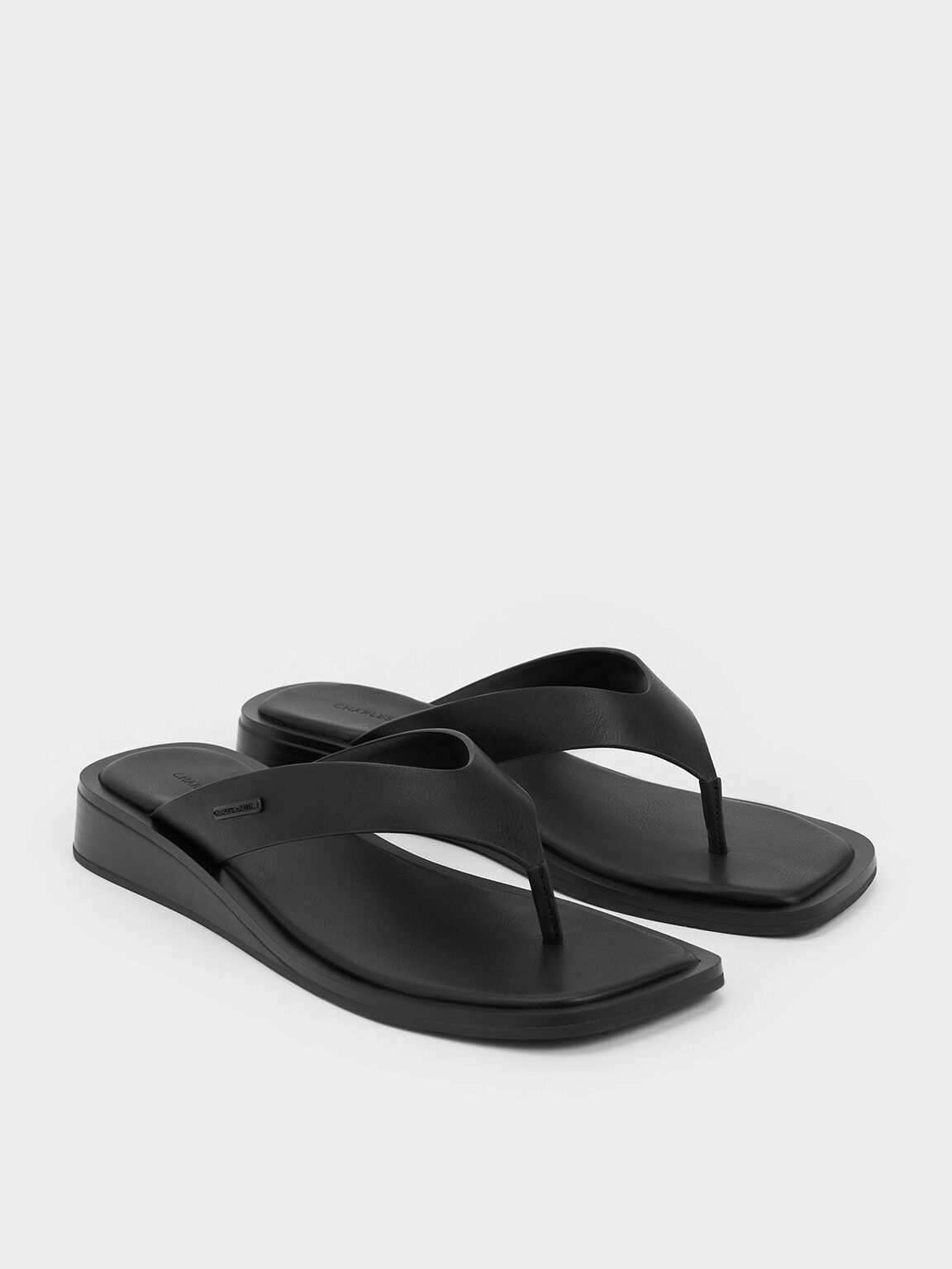 Black sandals online