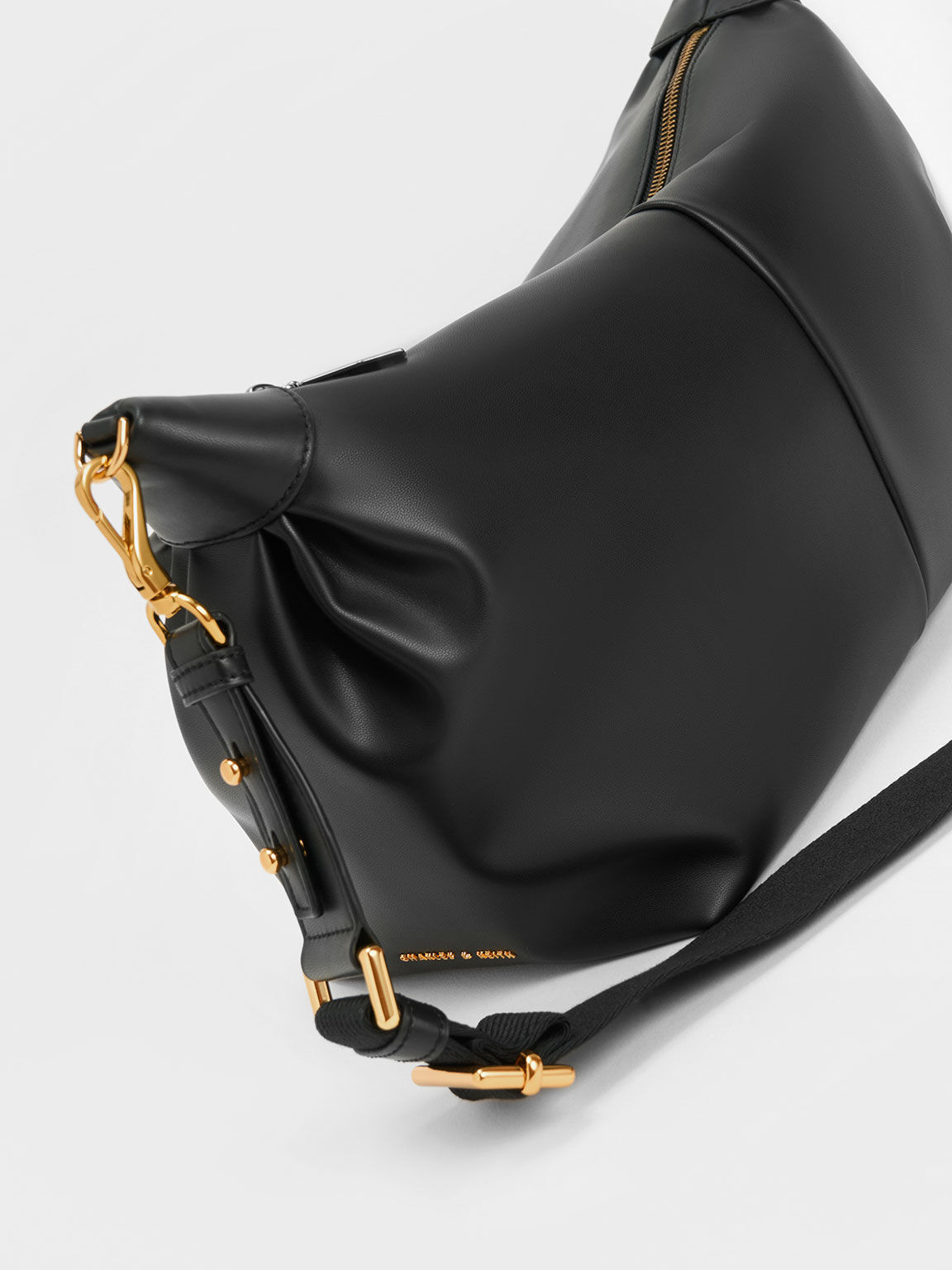 Bolso hobo grueso con eslabones de cadena, Negro, hi-res