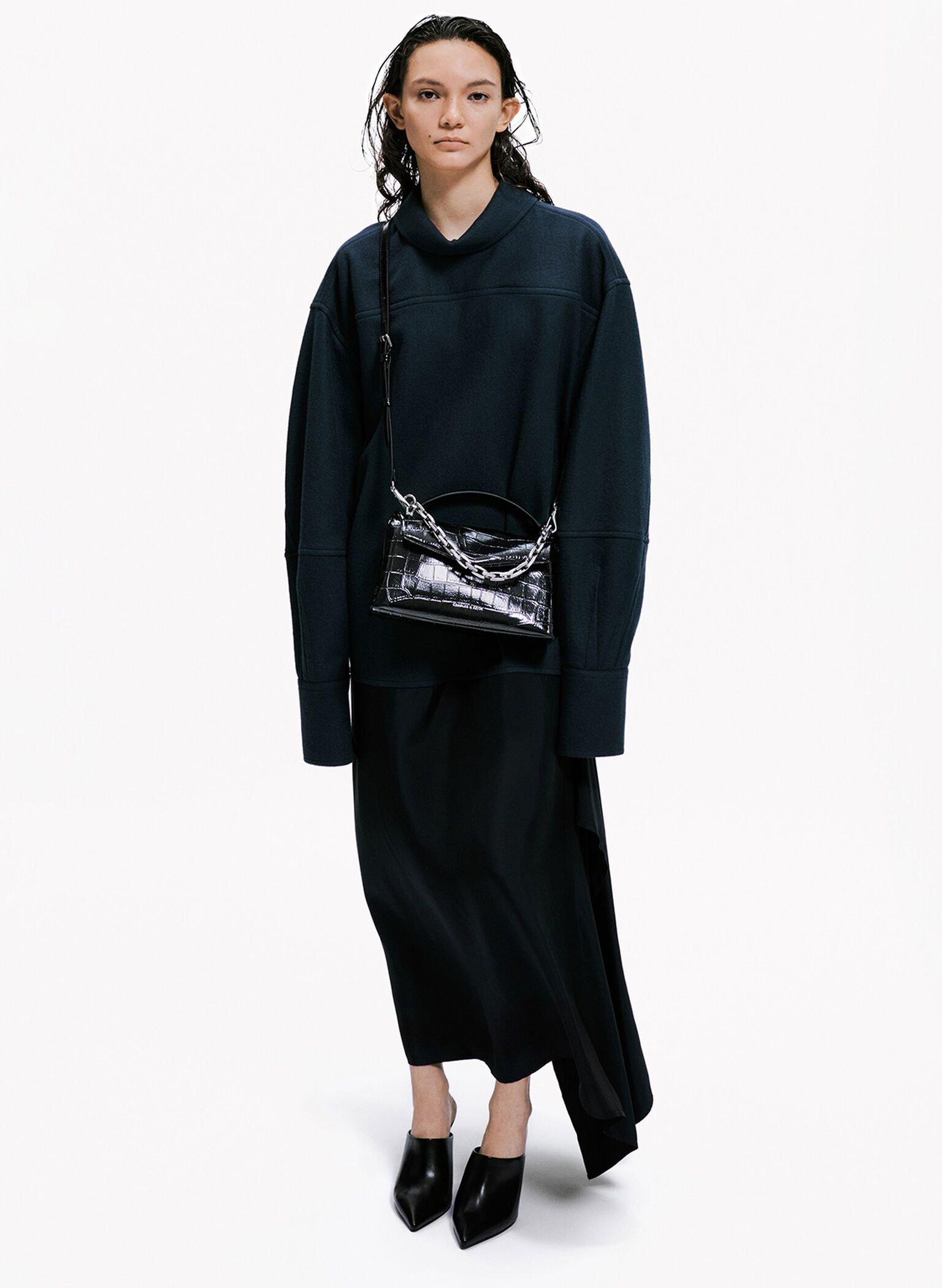 Andromeda Croc-Effect Chunky-Chain Top Handle Bag, Noir, hi-res