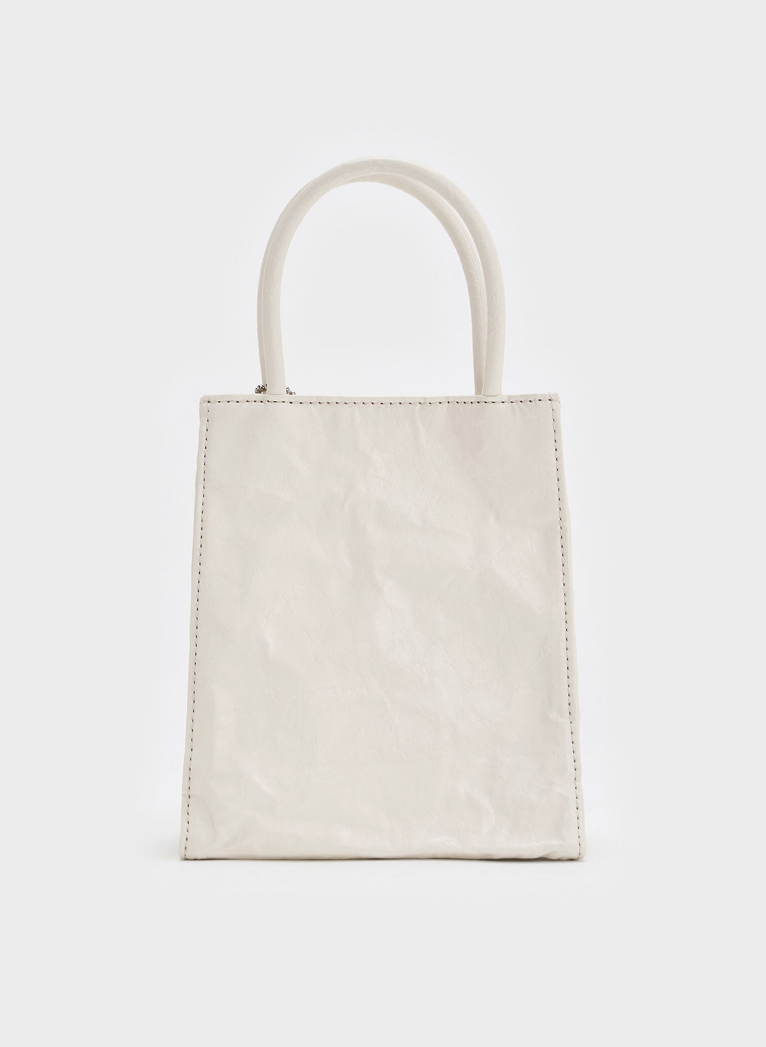 Bolso tote alargado Matina con efecto arrugado, Crema, hi-res