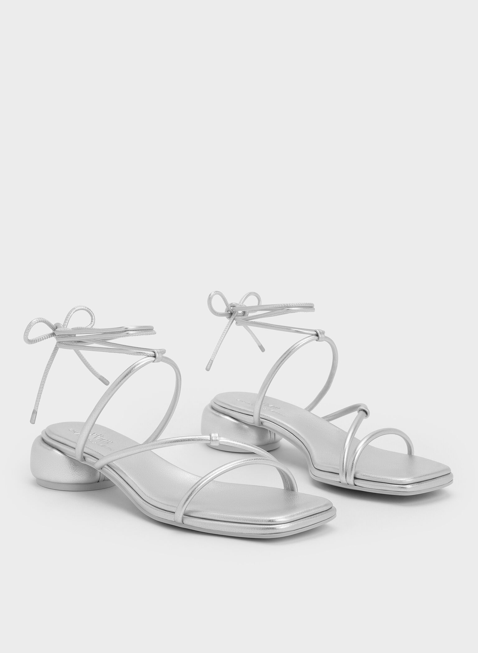 Strappy Tie-Around Sandals & Fruit Charms Set, Plateado, hi-res