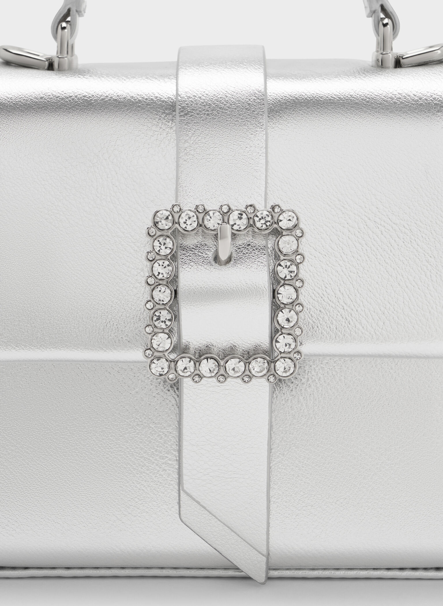 Metallic Crystal-Buckle Belted Top Handle Bag, Plateado, hi-res