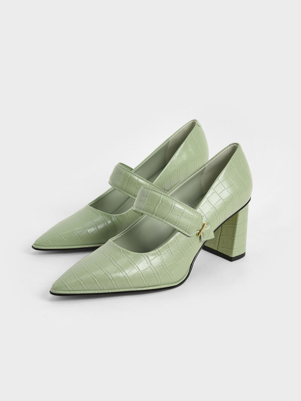 Charles and keith green shoes discount