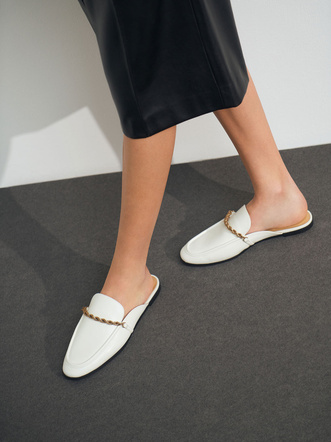 Metallic Accent Mule Flats, Blanco, hi-res