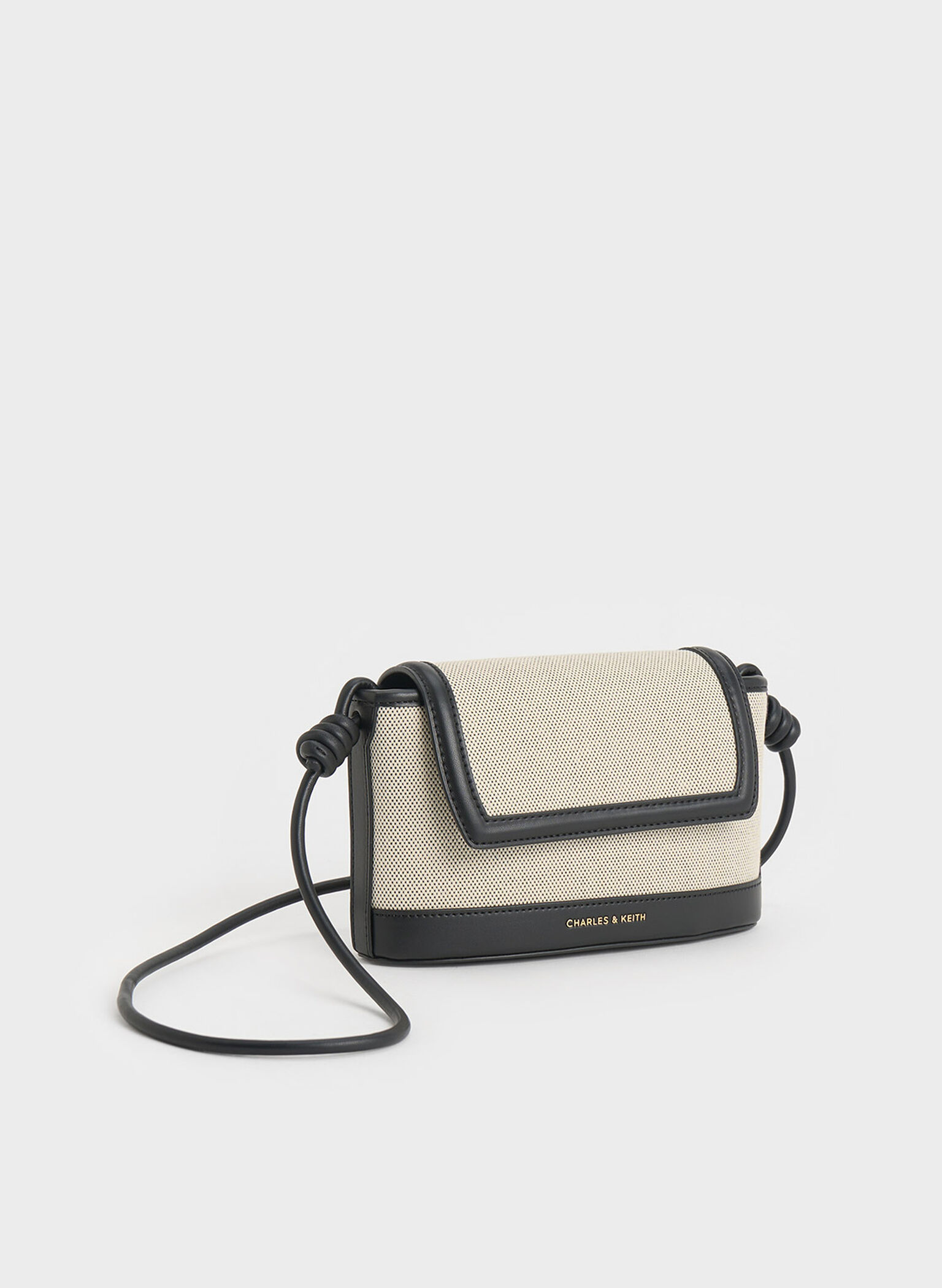Bolso Sabine de mezclilla con correa anudada, Negro, hi-res