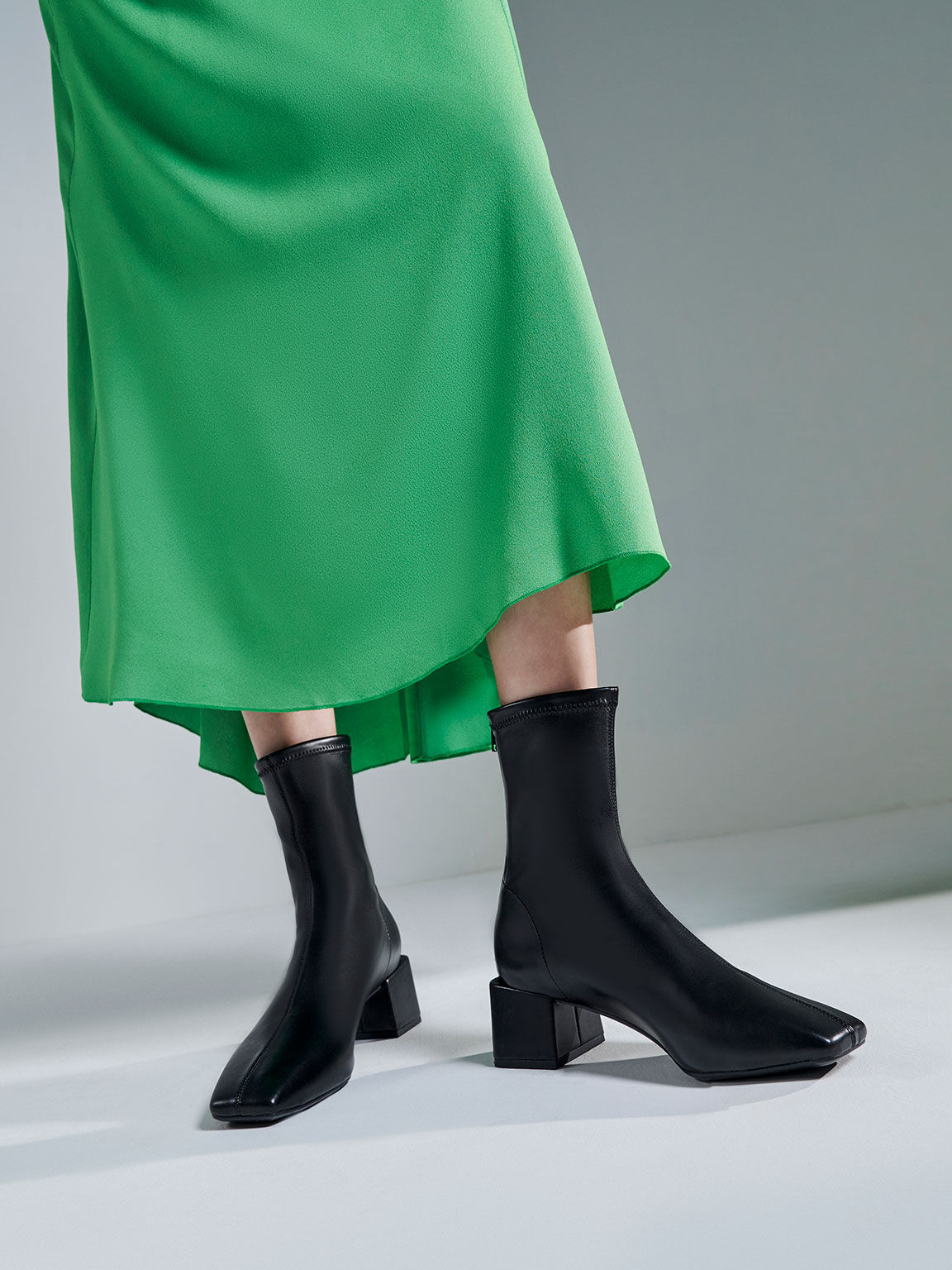 Black Block Heel Zip-Up Ankle Boots - CHARLES & KEITH US