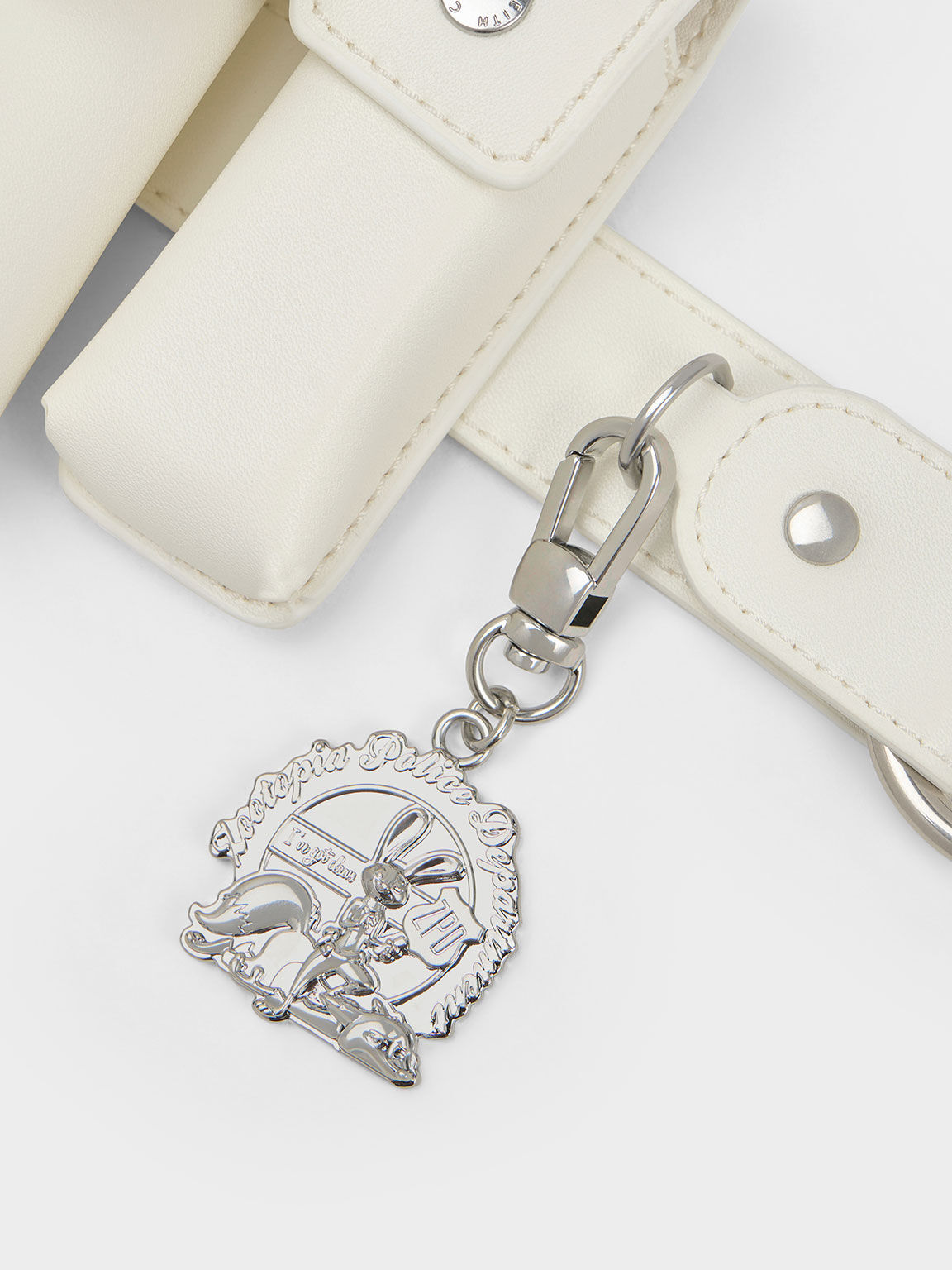 CHARLES ＆ KEITH 迪士尼優獸大都會系列：兔耳小腰包, 奶油色, hi-res