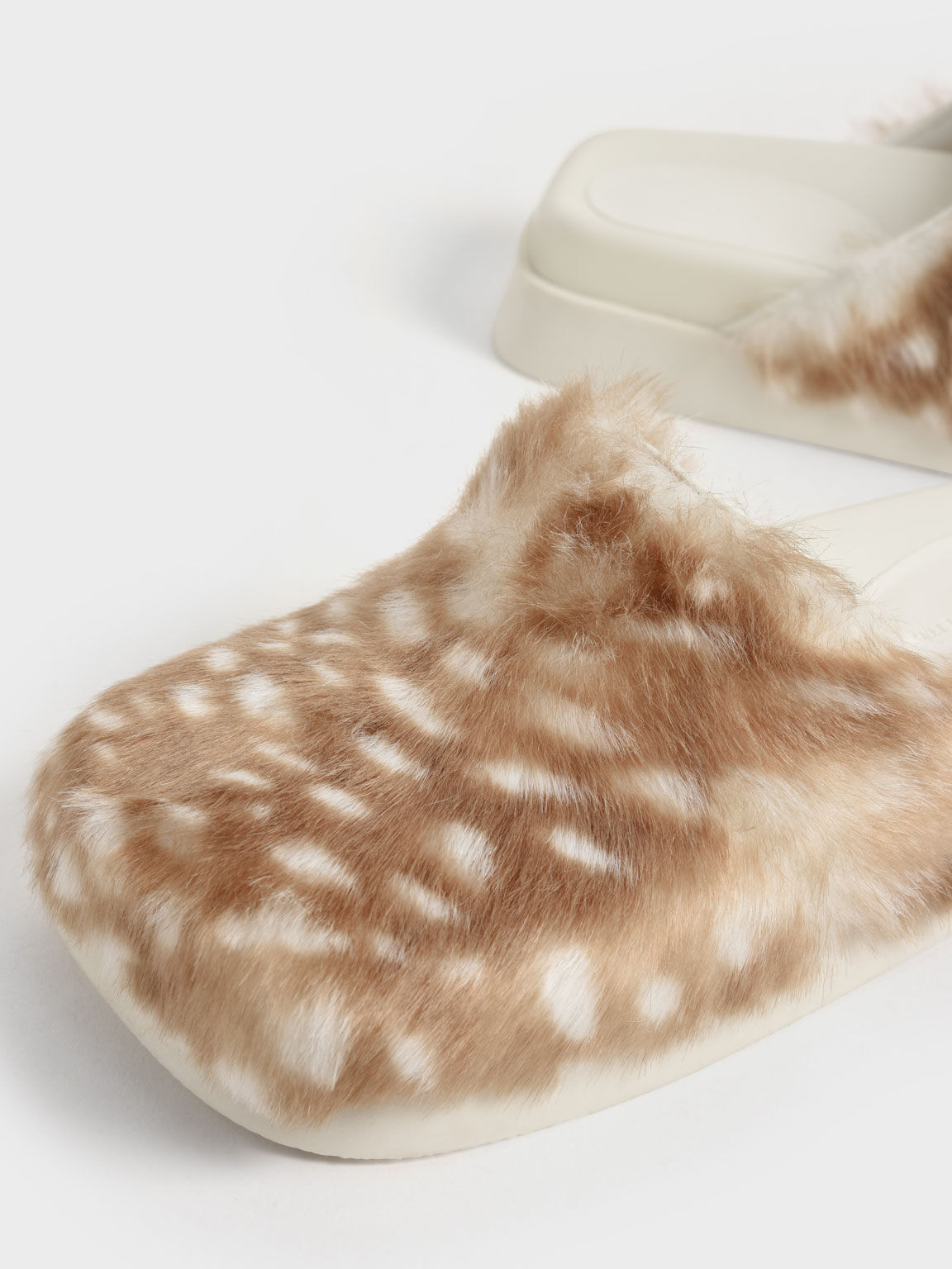 Zuecos planos Marcy Furry, Animal print natural, hi-res