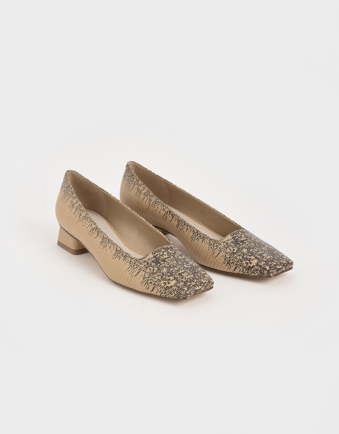 snake court shoes