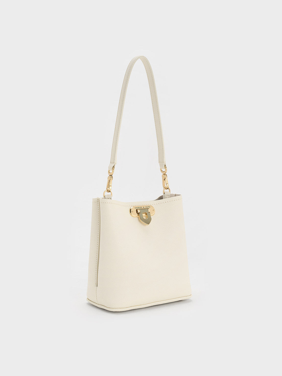 Alcott Bucket Bag Cream