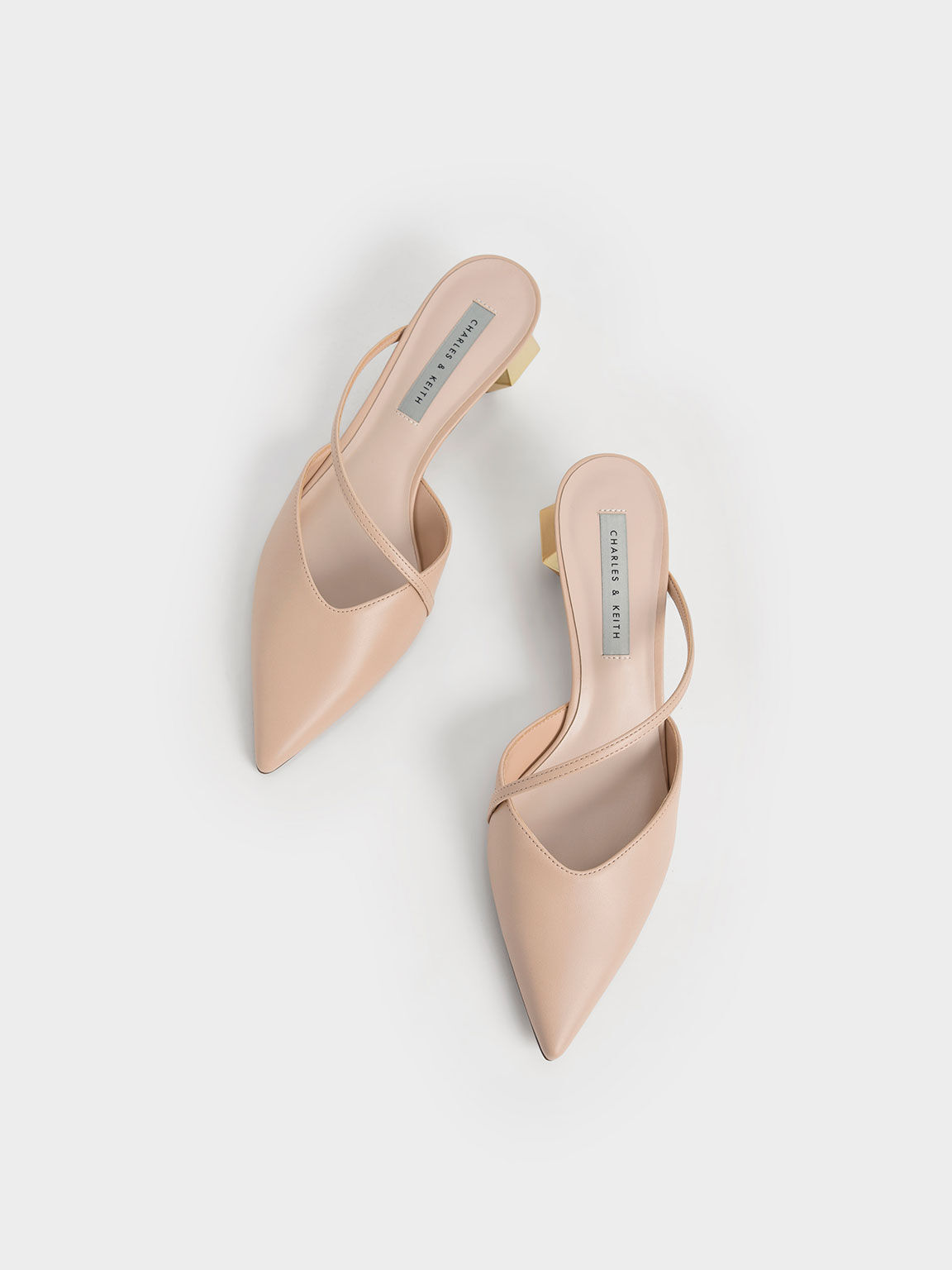 Pale pink kitten heels clearance