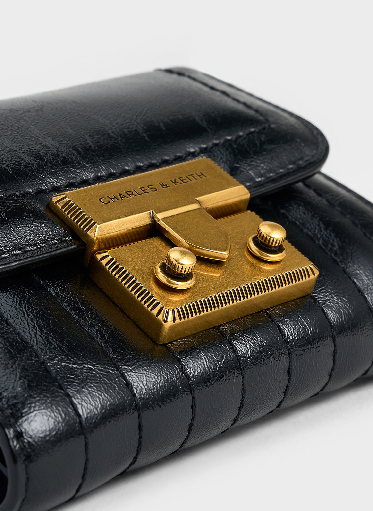 Donna Crinkle-Effect Wallet, Black, hi-res