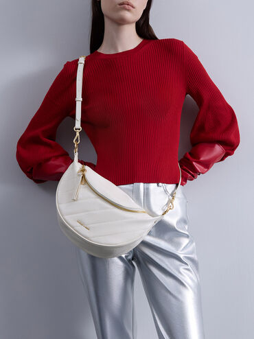 Bolsa crossbody meia lua com efeito enrugado Philomena, Creme, hi-res