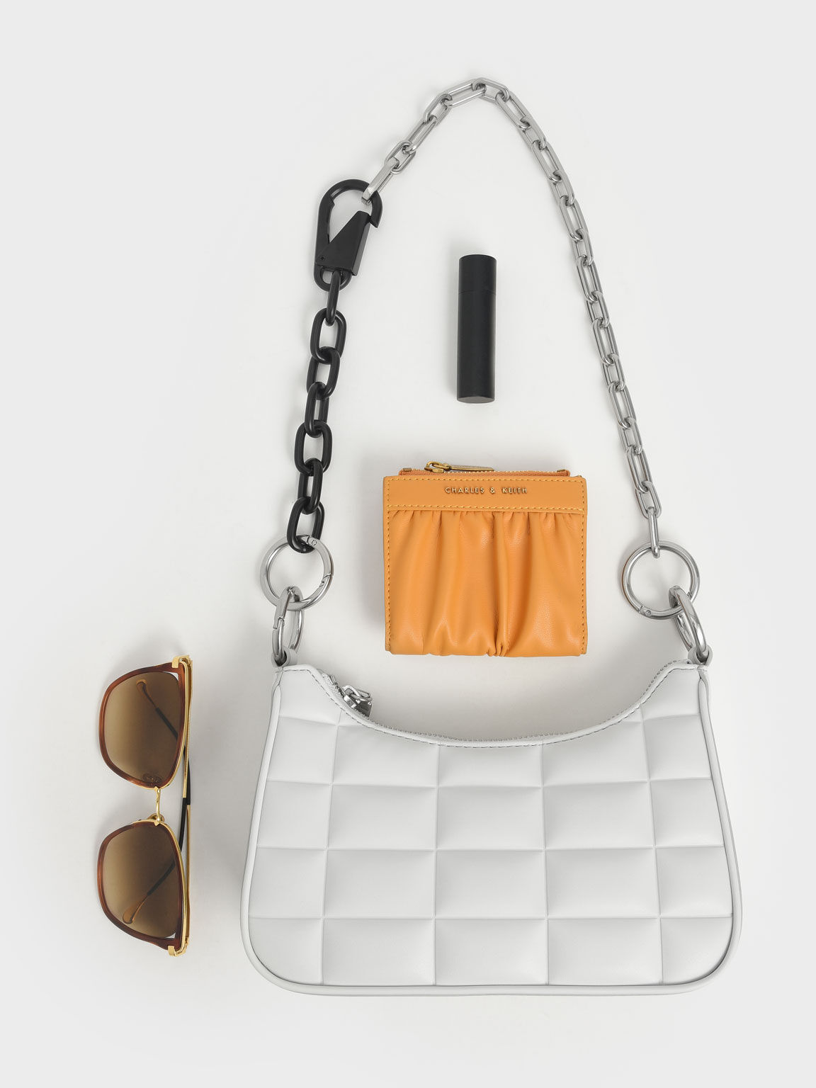 Maze Quilted Chain Shoulder Bag, White, hi-res
