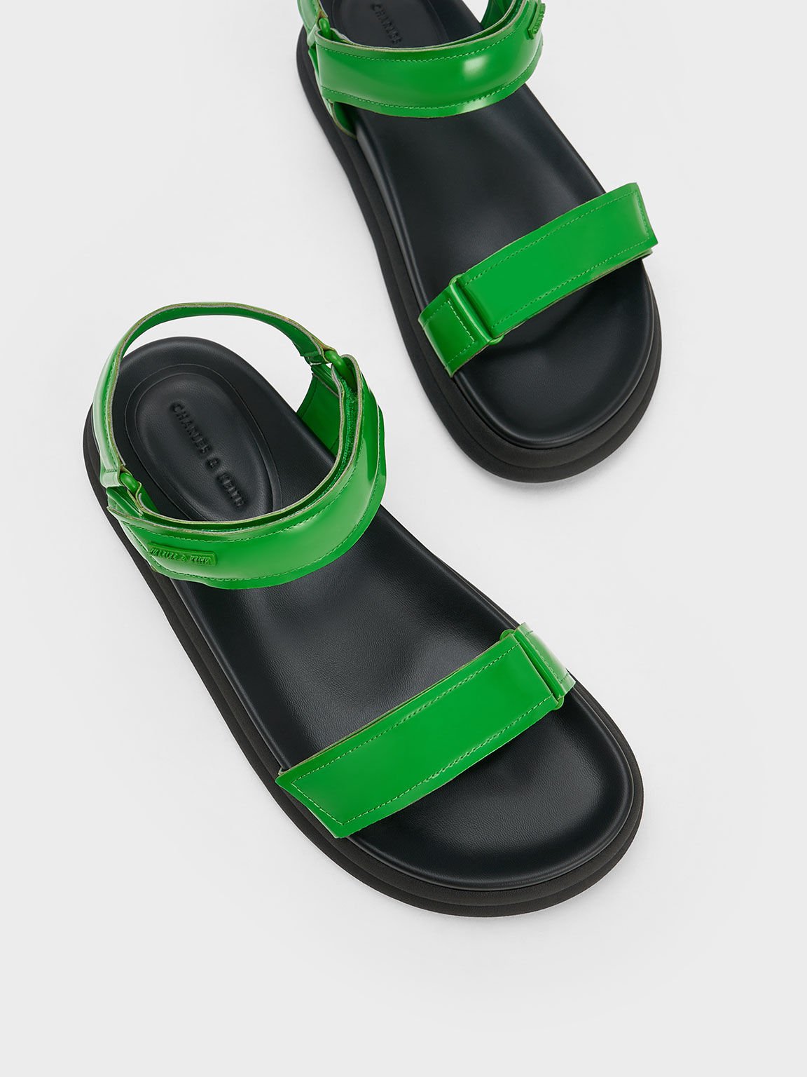 漆面運動風涼鞋, 綠色, hi-res