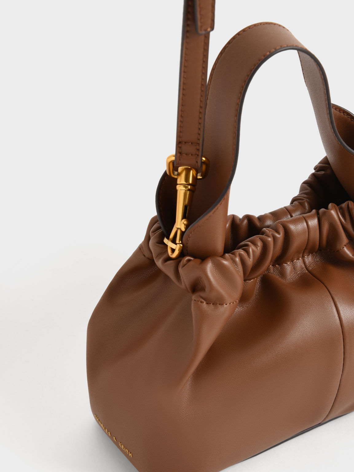 brown ruched bag