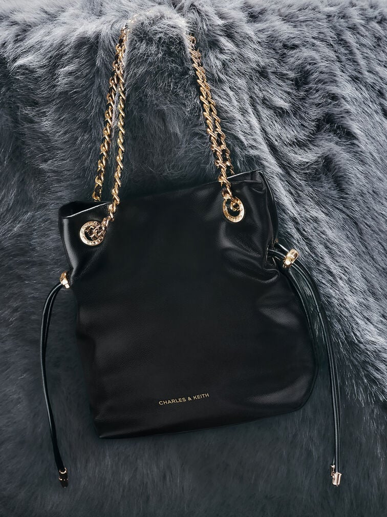 Sac bandoulière à double poignée et lanière tressée Arya, Noir, hi-res
