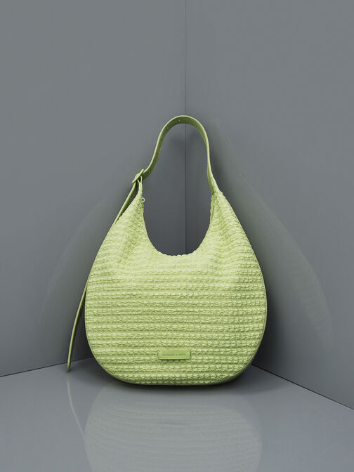 Bolso hobo con textura tipo media luna, Verde intenso, hi-res