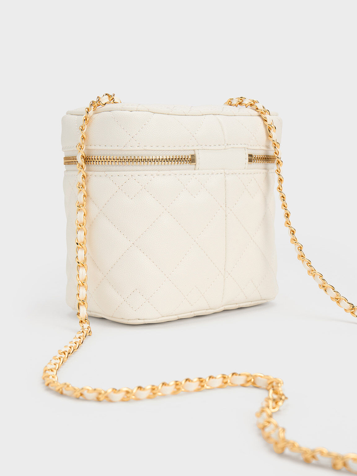 Nezu Quilted Boxy Bag, White, hi-res