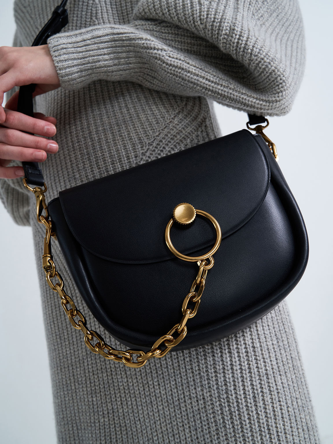 Black Becca Chunky Chain Link Saddle Bag CHARLES KEITH