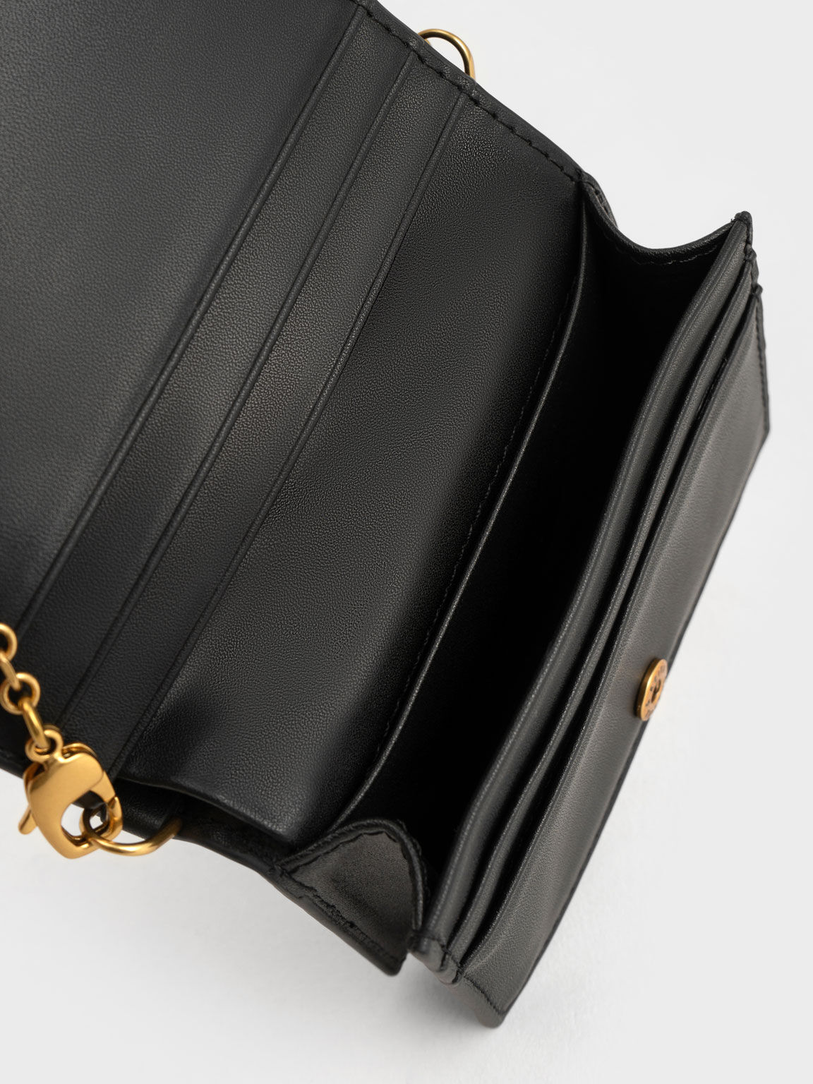 Arlys Chunky Chain Handle Mini Wallet, Black, hi-res