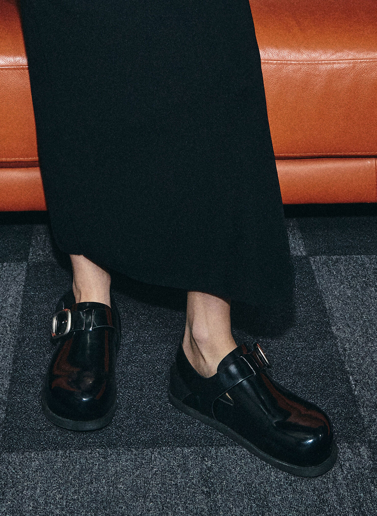 Mules slingback con hebilla, Negro pulido, hi-res
