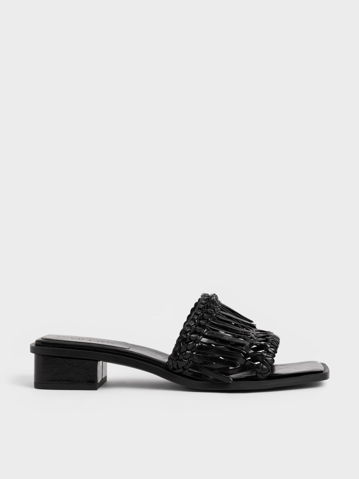 Wrinkled Patent Fringe Sandals, Black, hi-res